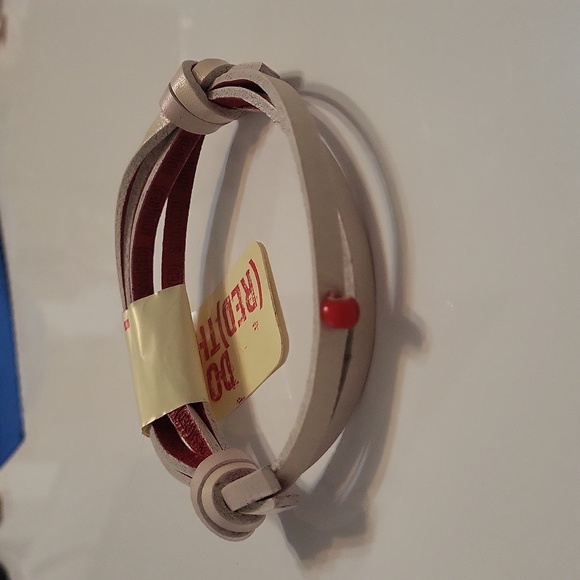 NWT Project(RED) Adjustable Bracelet from Gap - Picture 2 of 3